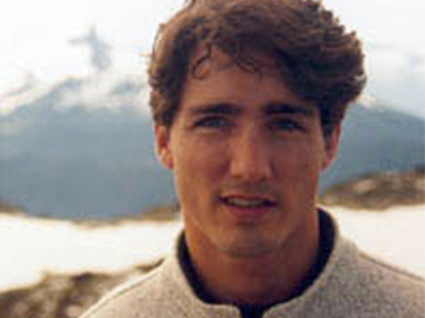 Ảnh thời trẻ điển trai như tài tử của Thủ tướng Canada khiến phái nữ không thể rời mắt - Ảnh 10.
