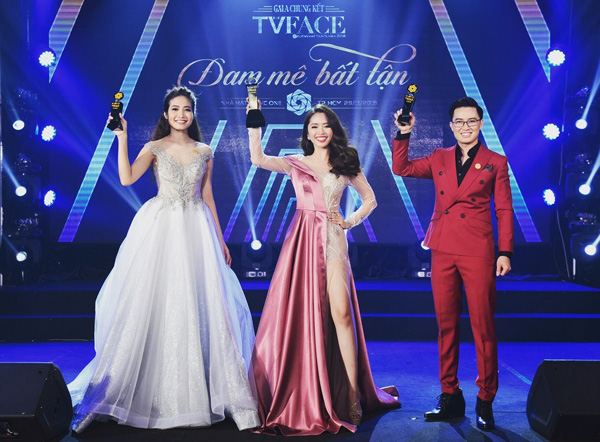 Nhan sắc nữ BTV truyền hình nổi tiếng dự thi Hoa hậu Việt Nam 2020 - Ảnh 9.