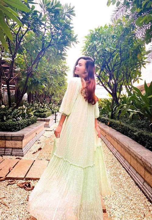 Học Hồ Ngọc Hà ủ tóc với nguyên liệu rẻ tiền, vừa dễ kiếm vừa chăm tóc đẹp đỉnh cao - Ảnh 1. Học Hồ Ngọc Hà ủ tóc với nguyên liệu rẻ tiền, vừa dễ kiếm vừa chăm tóc đẹp đỉnh cao - Ảnh 1.