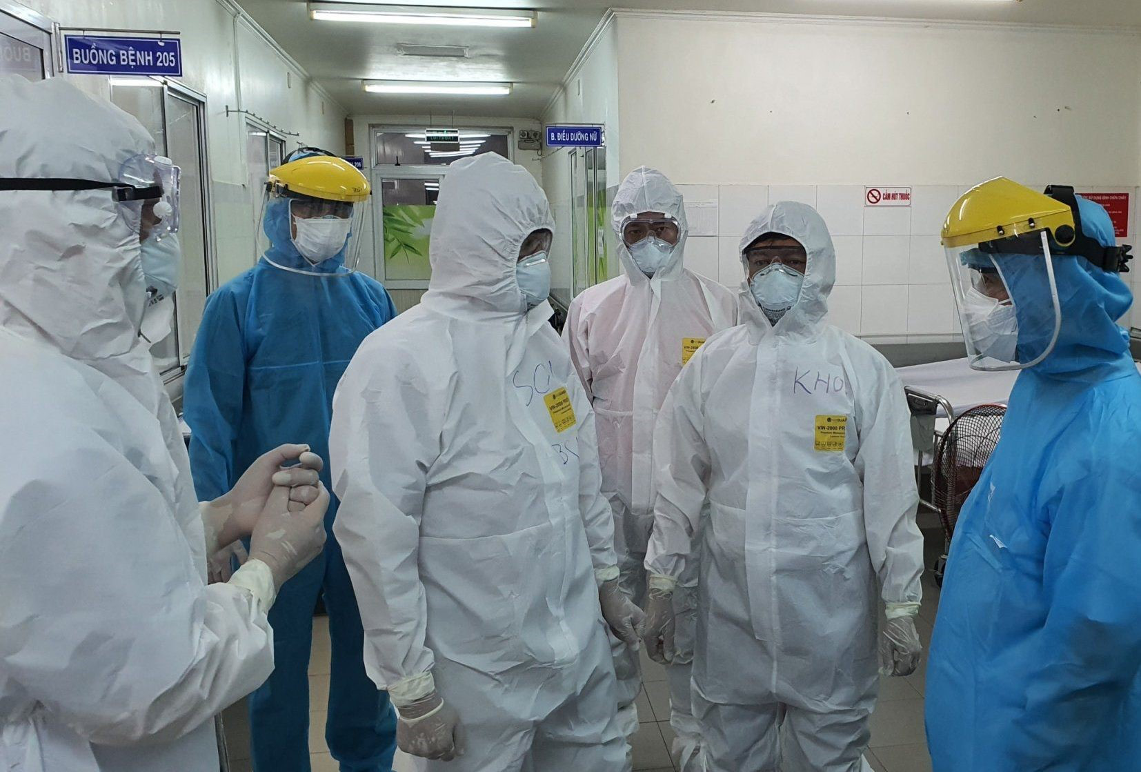 Bệnh nhân 453 tử vong sau 3 lần âm tính SARS-CoV-2 - Ảnh 2. Bệnh nhân 453 tử vong sau 3 lần âm tính SARS-CoV-2 - Ảnh 2.