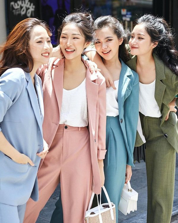 Hương Giang lúc nào cũng chanh sả nhờ diện blazer cực khéo, các nàng hóng ngay để lên hạng phong cách - Ảnh 16.