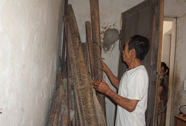 Chiếu cói 1 triệu đồng/chiếc, thợ dệt bó tay vì thiếu nguyên liệu - Ảnh 5.