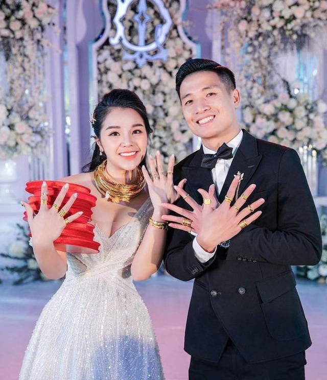 Trọn bộ người đẹp Việt đeo vàng trĩu cổ trong ngày lấy chồng - Ảnh 5.
