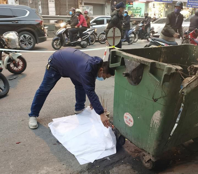 Vụ thai nhi vứt cạnh thùng rác bị ô tô cán qua ở Hà Nội: Tội ác xuất phát từ đâu? - Ảnh 2.