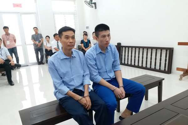 Hà Nội: 2 cựu công an huyện Thanh Trì nhận hối lộ được giảm án - Ảnh 1.