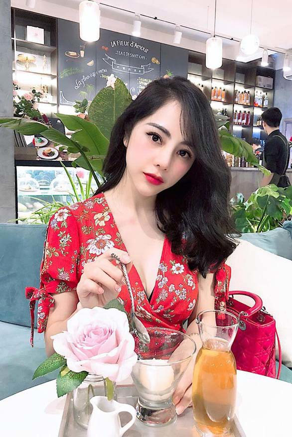 MC Bạch Lan Phương - bạn gái hơn 6 tuổi của Huỳnh Anh mặc gợi cảm - Ảnh 13.