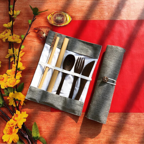 Khay gỗ đẹp mê ly cho team decor nhà ngày Tết, nhìn chỉ muốn rinh về ngay và luôn - Ảnh 17. Khay gỗ đẹp mê ly cho team decor nhà ngày Tết, nhìn chỉ muốn rinh về ngay và luôn - Ảnh 17.