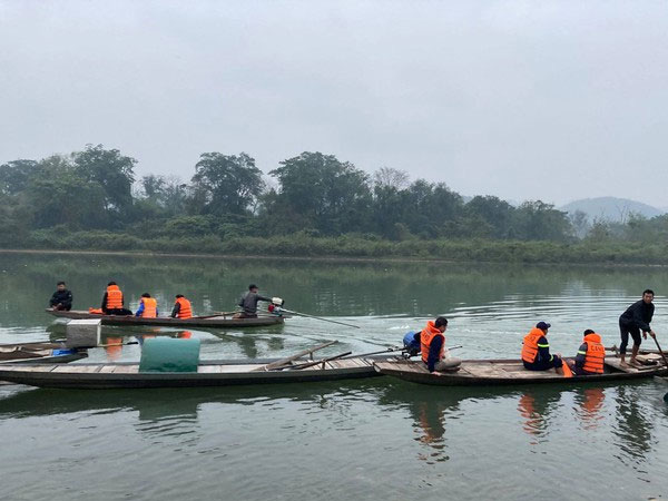 Tìm thấy thi thể thầy hiệu trưởng tiểu học sau 2 ngày mất tích - Ảnh 1.