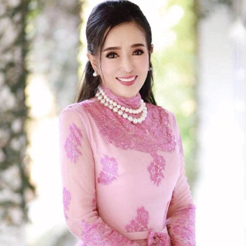 Tuổi 74 của Hoa hậu Hoàn vũ người Thái - Ảnh 2.