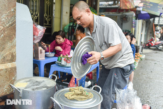 Mua lon bia bỏ đi, mang về làm gà tần trong lon, bán 1000 suất/ngày - Ảnh 11.