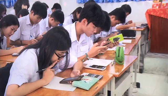 Kiến nghị sửa đổi quy định cấm học sinh sử dụng điện thoại trong lớp - Ảnh 3.