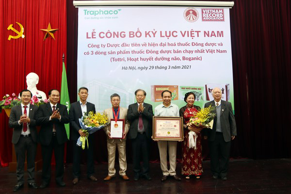 Traphaco xác lập kỷ lục Việt Nam: Công ty Dược đầu tiên về hiện đại hóa thuốc Đông dược - Ảnh 1.