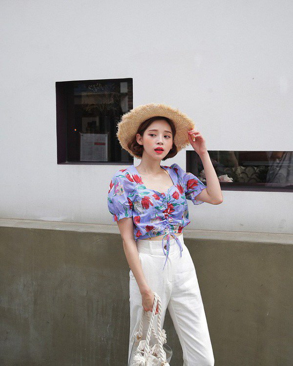 Chị em không nên bỏ qua 5 kiểu áo blouse cứ mặc là đẹp - Ảnh 9.