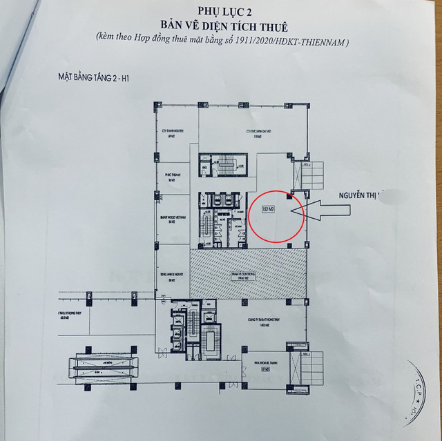 Kết quả kiểm tra vụ thủng trần chung cư khiến 2 người rơi xuống đất - Ảnh 3.