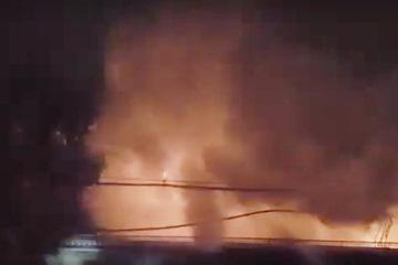 Cháy bãi giữ xe tang vật ở TP Thủ Đức - Ảnh 2.