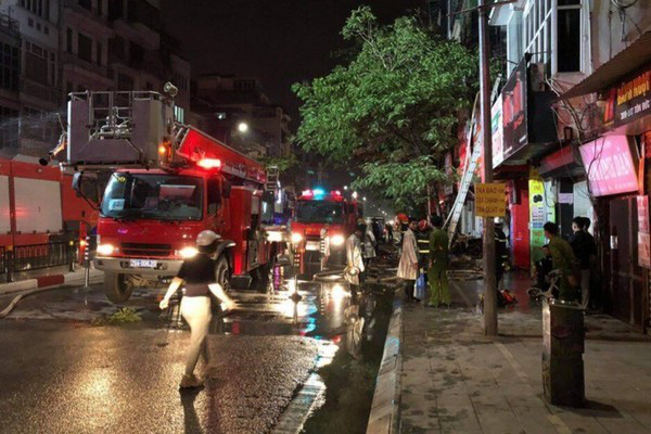 Vụ cháy cửa hàng khiến 4 người chết ở Hà Nội: Cần kéo dài được sự sinh tồn thay vì bỏ chạy - Ảnh 2.