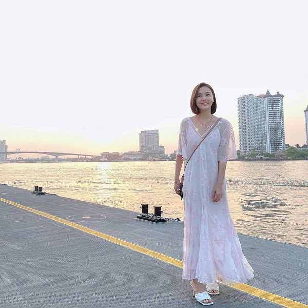 Kiểu váy trắng dịu mát được hội mỹ nhân Thái mê mẩn trong ngày nắng - Ảnh 7.