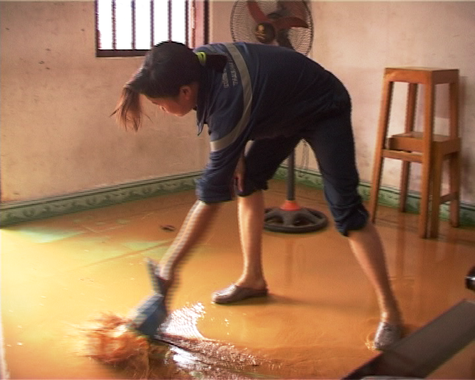 Quảng Ninh: Sạt lở đất gây nguy hiểm đến tính mạng người dân 9