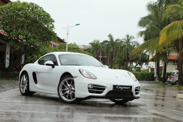 Cùng trải nghiệm các dòng xe Porsche tại Hạ Long