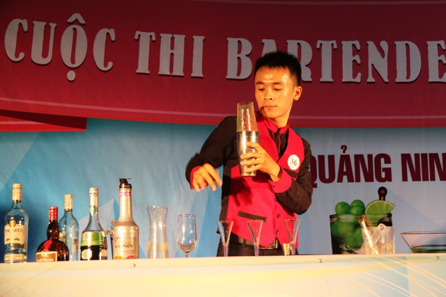 Sôi động cuộc thi Batender chuyên nghiệp Quảng Ninh 4