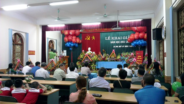 Quảng Ninh: Học sinh không được hưởng trọn niềm vui ngày khai trường 4