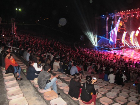 Live concert Bằng Kiều tại Quảng Ninh ế khách 21