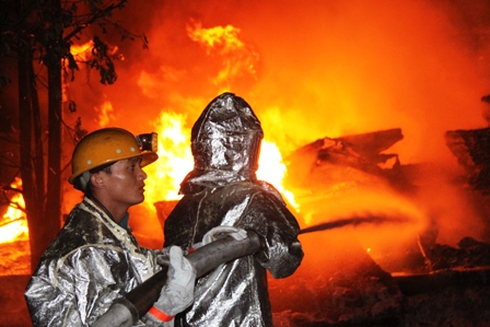 Quảng Ninh: Ch&aacute;y lớn ở Nh&agrave; m&aacute;y tuyển than Nam Cầu Trắng 7