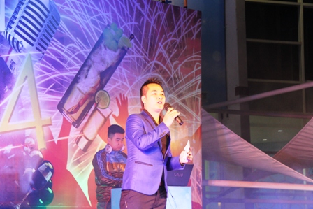 Cận cảnh "đếm ngược" đ&oacute;n năm mới lần đầu được tổ chức ở Hạ Long 6