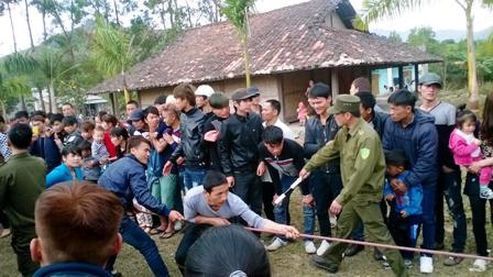 Đặc sắc c&aacute;c tr&ograve; chơi, m&ocirc;n thể thao d&acirc;n gian đầu xu&acirc;n của người Dao 10