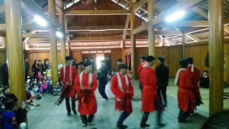 Đặc sắc c&aacute;c tr&ograve; chơi, m&ocirc;n thể thao d&acirc;n gian đầu xu&acirc;n của người Dao 4