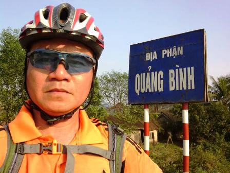 Quảng Ninh: Một người đạp xe một m&igrave;nh xuy&ecirc;n Việt 10