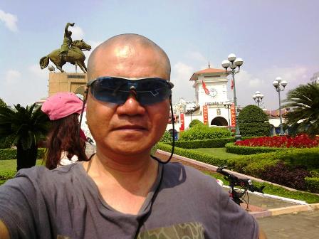 Quảng Ninh: Một người đạp xe một m&igrave;nh xuy&ecirc;n Việt 22