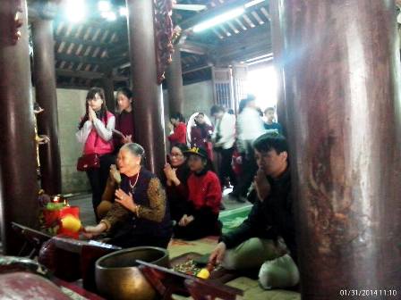 Du kh&aacute;ch đổ về Y&ecirc;n Tử trong ng&agrave;y đầu năm mới 6