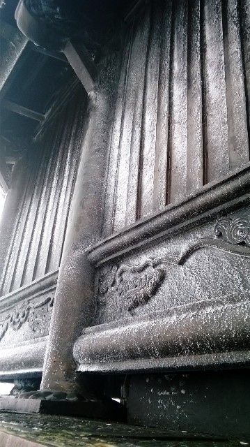 Chuyện lạ: Băng gi&aacute; bao phủ ch&ugrave;a Đồng tr&ecirc;n đỉnh non thi&ecirc;ng Y&ecirc;n Tử 3