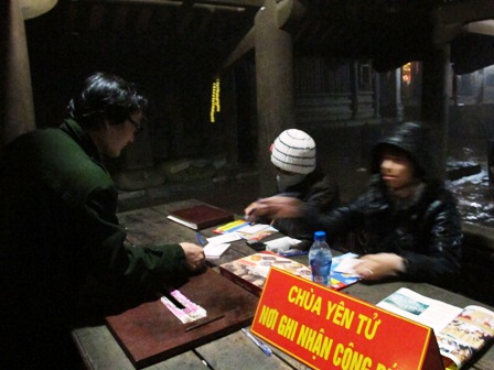 Huyền ảo đ&ecirc;m Y&ecirc;n Tử trước ng&agrave;y khai hội 11