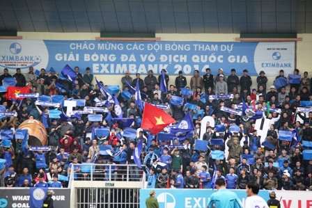 "Chảo lửa" Cẩm Phả "thi&ecirc;u ch&aacute;y" Ho&agrave;ng Anh Gia Lai 4