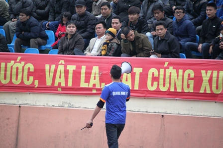 "Chảo lửa" Cẩm Phả "thi&ecirc;u ch&aacute;y" Ho&agrave;ng Anh Gia Lai 11