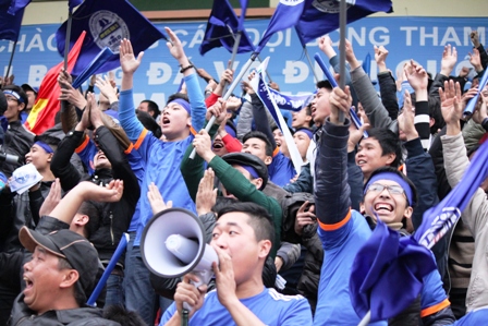 "Chảo lửa" Cẩm Phả "thi&ecirc;u ch&aacute;y" Ho&agrave;ng Anh Gia Lai 16