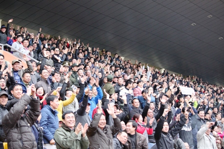 "Chảo lửa" Cẩm Phả "thi&ecirc;u ch&aacute;y" Ho&agrave;ng Anh Gia Lai 9