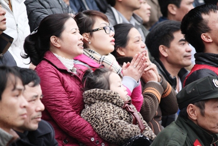 Những gương mặt đẹp tr&ecirc;n kh&aacute;n đ&agrave;i trong trận cầu nảy lửa 29