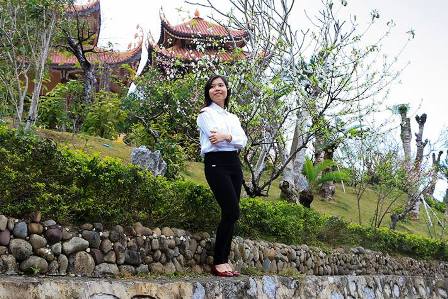 Quảng Ninh: Độc đ&aacute;o c&acirc;y bạch đ&agrave;o tại ch&ugrave;a C&aacute;i Bầu 11