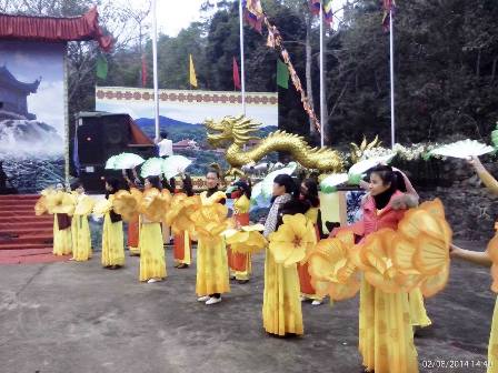  Y&ecirc;n Tử sẵn s&agrave;ng cho ng&agrave;y khai hội 12
