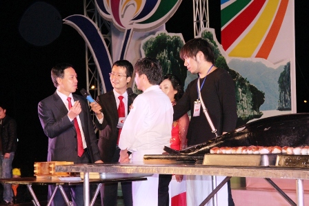 Lễ hội hoa Anh Đào Hạ Long 2014, sự kiện được người dân Quảng Ninh đón chờ 10