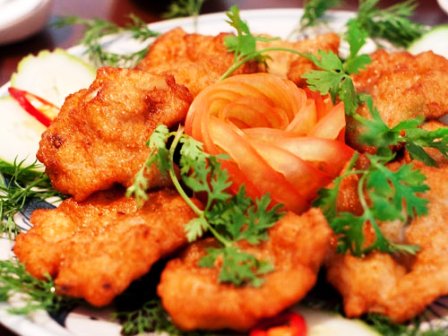 Chả mực Hạ Long v&agrave; Tượng đồng Phật ho&agrave;ng Trần Nh&acirc;n T&ocirc;ng nhận bằng x&aacute;c lập kỷ lục ch&acirc;u &Aacute; 1