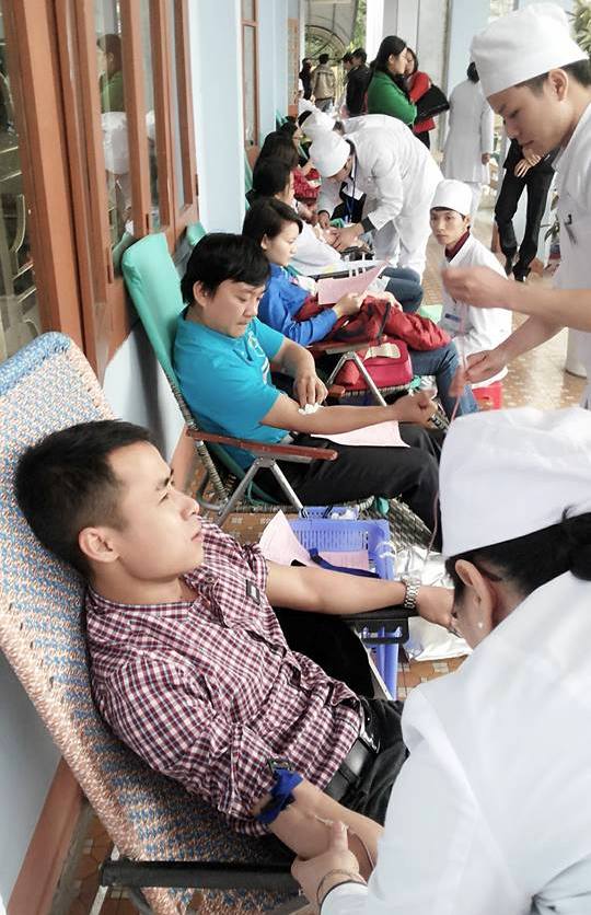 Quảng Ninh: 600 thanh niên hiến máu trong “Ngày Chủ nhật Đỏ” 2