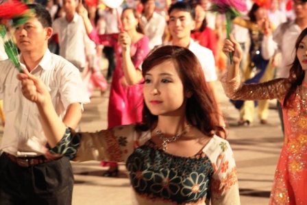 Carnaval Hạ Long là điểm nhấn của Tuần Du lịch Quảng Ninh 2014 3