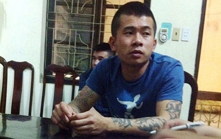 Khẩu s&uacute;ng trong vụ hỗn chiến kinh ho&agrave;ng tại chợ Hạ Long 2 do Th&agrave;nh đội Hạ Long cấp 1