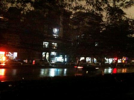 Hiện tượng lạ ở Quảng Ninh: Trời tối đen 20 phút trong buổi sáng 4