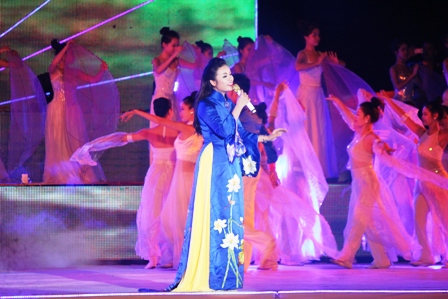 Rực rỡ Carnaval Hạ Long 2014 2