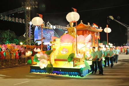Rực rỡ Carnaval Hạ Long 2014 12